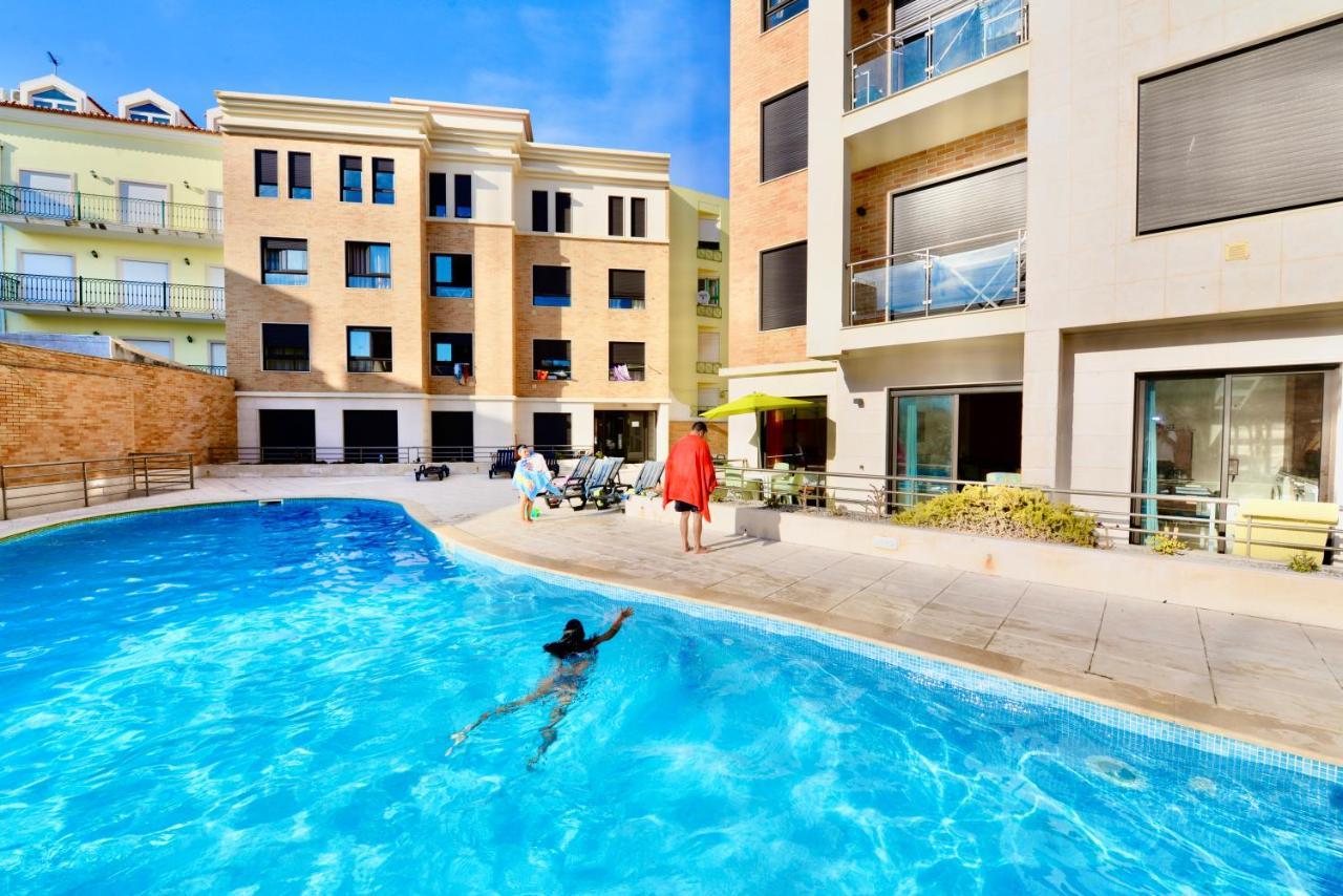 Silver - Apartment For 4 Guests 150M From Beach São Martinho do Porto Eksteriør bilde