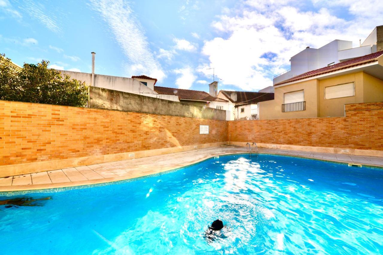 Silver - Apartment For 4 Guests 150M From Beach São Martinho do Porto Eksteriør bilde